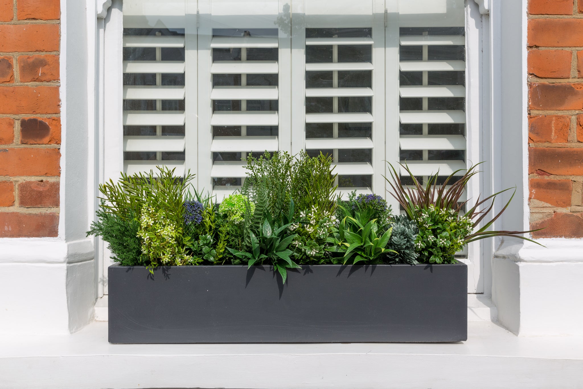 Evergreen artificial window box - Bay and Box